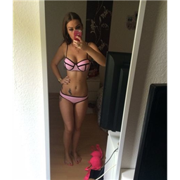 HollySanders